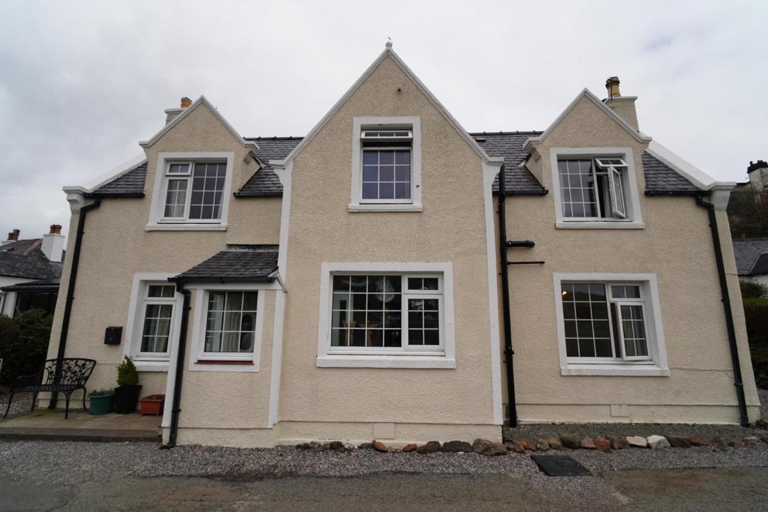 Achnamara-Self Check In Hotel Portree Bagian luar foto
