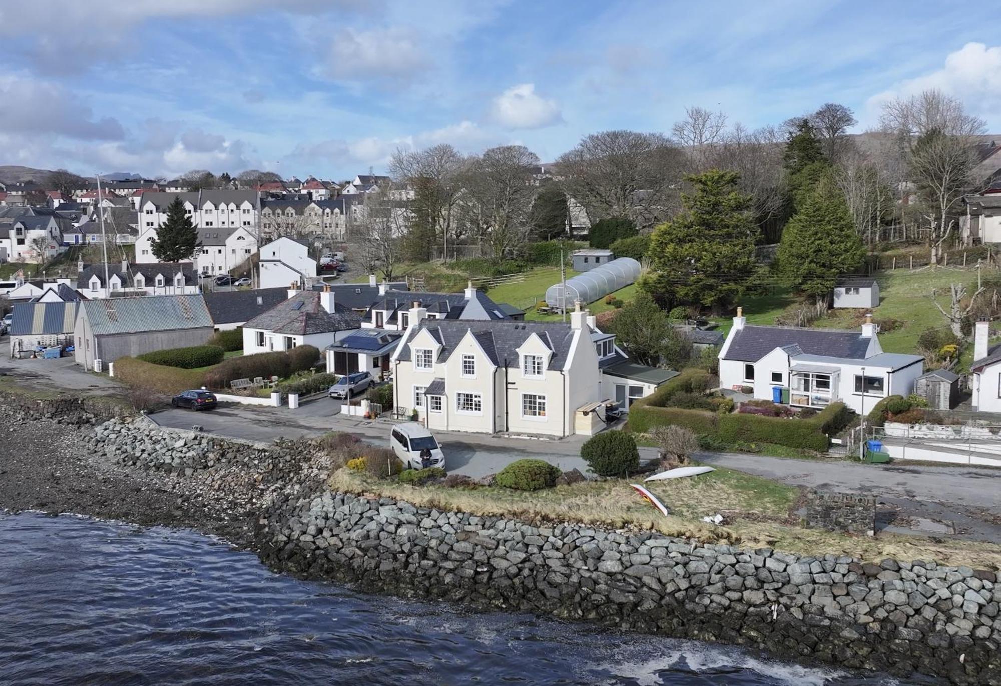 Achnamara-Self Check In Hotel Portree Bagian luar foto