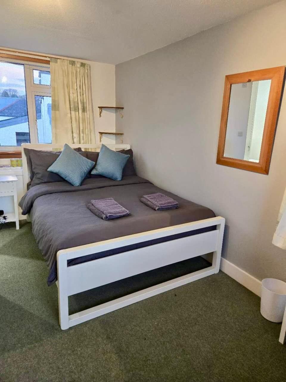 Achnamara-Self Check In Hotel Portree Bagian luar foto